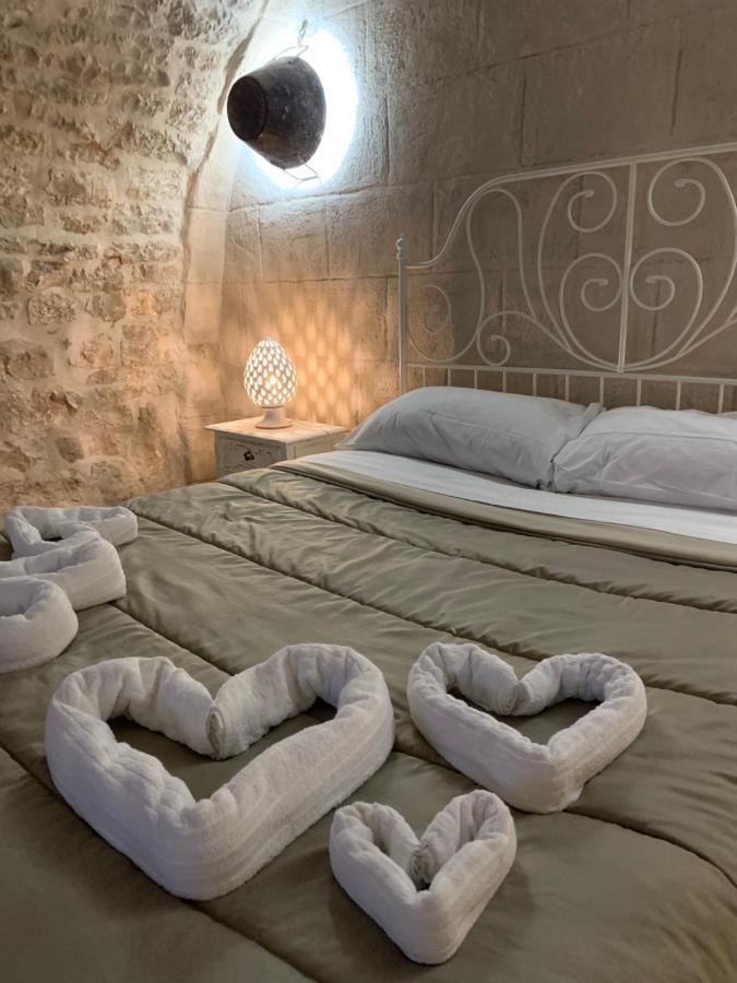 Fiori Catene Tra Le Torri Conversano Eksteriør bilde