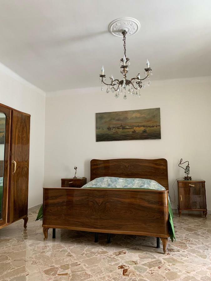 Fiori Catene Tra Le Torri Conversano Eksteriør bilde