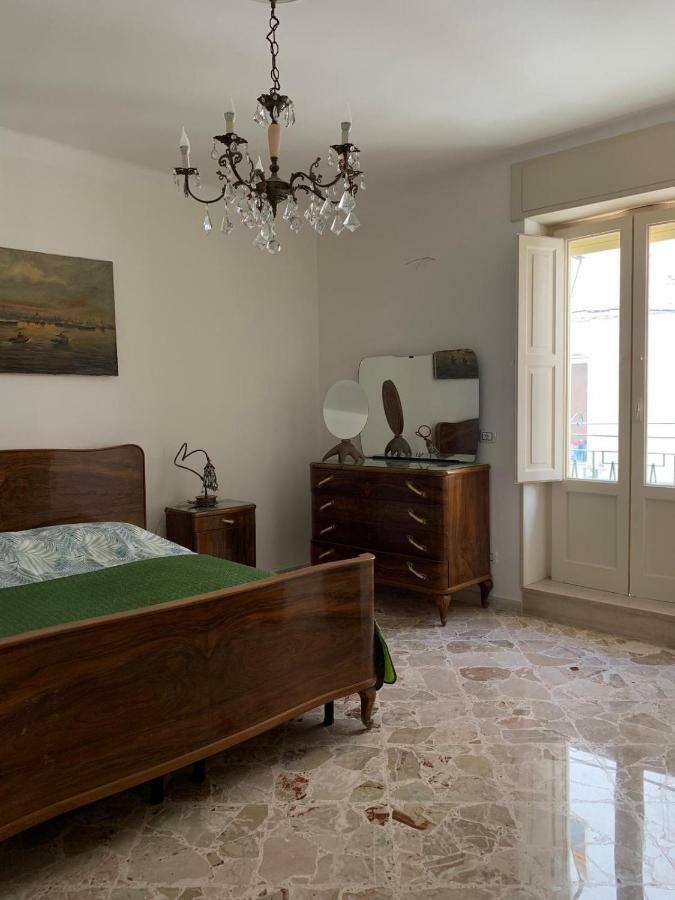 Fiori Catene Tra Le Torri Conversano Eksteriør bilde