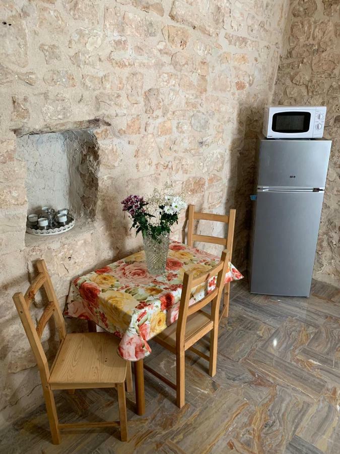 Fiori Catene Tra Le Torri Conversano Eksteriør bilde