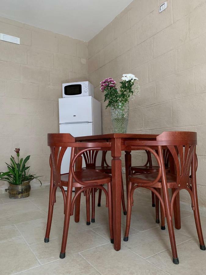 Fiori Catene Tra Le Torri Conversano Eksteriør bilde
