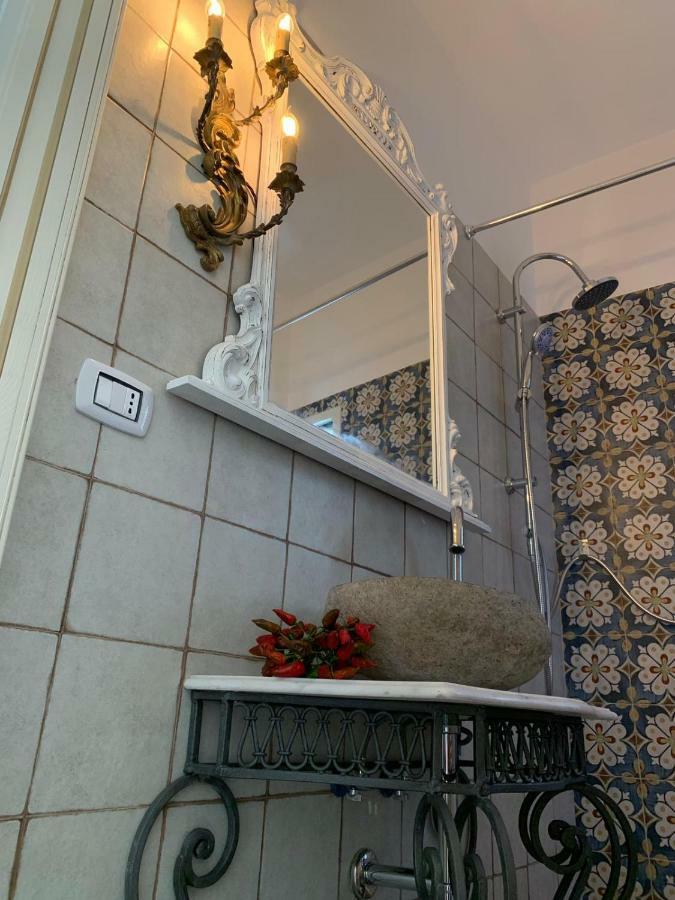 Fiori Catene Tra Le Torri Conversano Eksteriør bilde